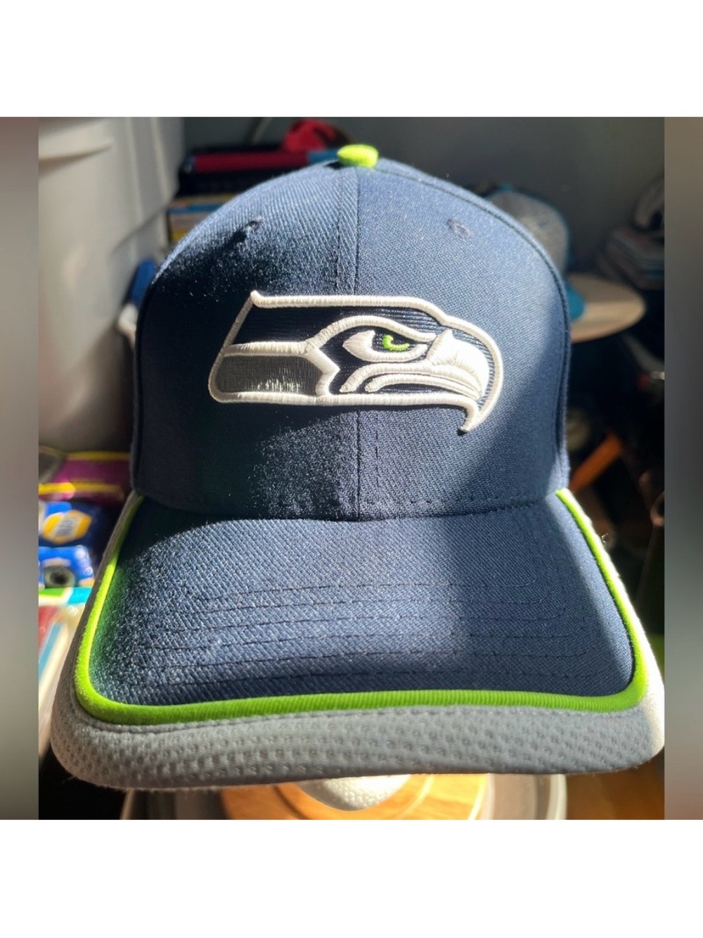 Blue Seattle Seahawks New Era Hat NFL FlexFit 39THIRTY Fitted Cap Medium/Large
